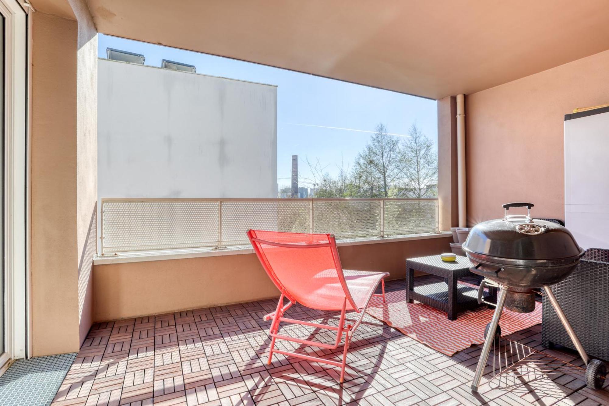 "Le Serenity ", Appartement Spacieux ,Balcon, Parking Prive Gratuit, Netflix, Proche Cdg Et Stade De France Stains Eksteriør bilde